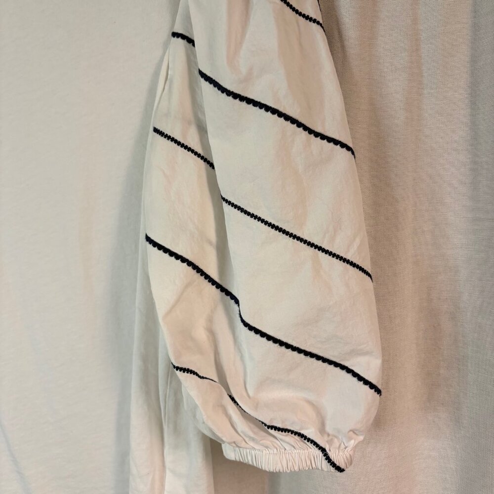 LOFT Outlet White Puff Sleeve Top Navy Embroidered Medium - Picture 6 of 6